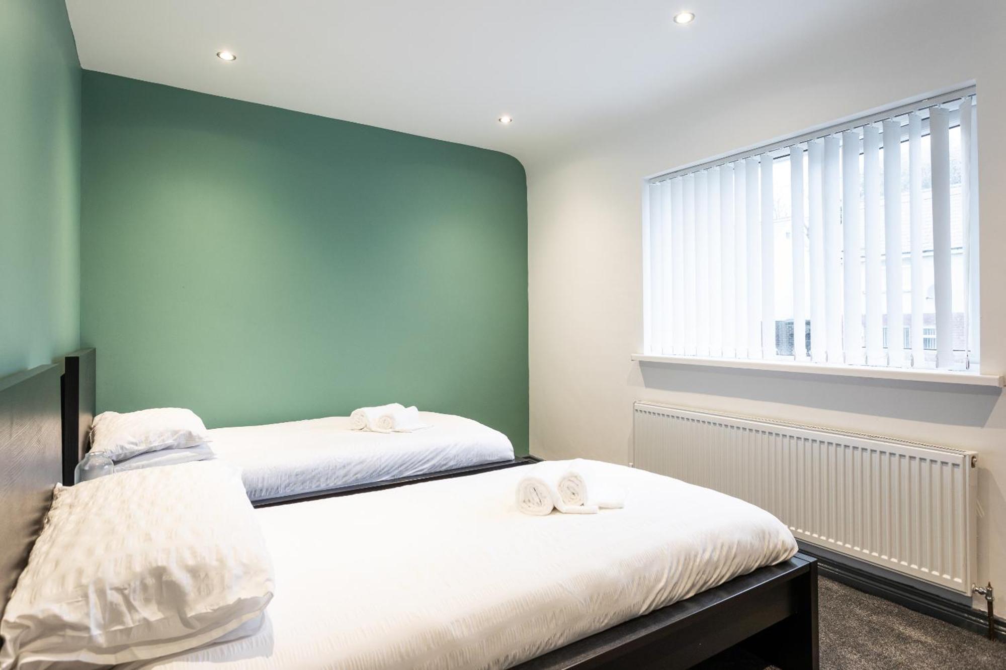 Fully Refurbished North Belfast Home 2 Exteriör bild